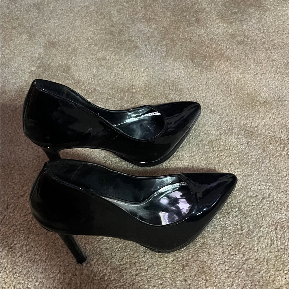 Report Shiny Black Women's Heels